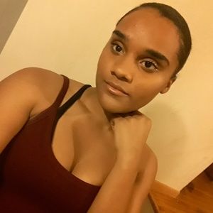 Meet your Posher, Alanea